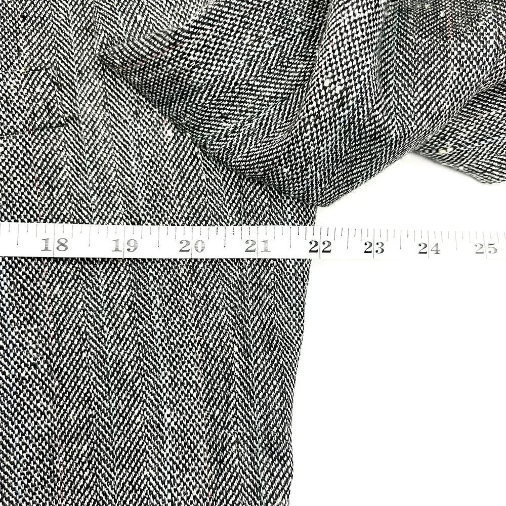 Stafford Herringbone Tweed Blazer. Grey. Men's Size 40S